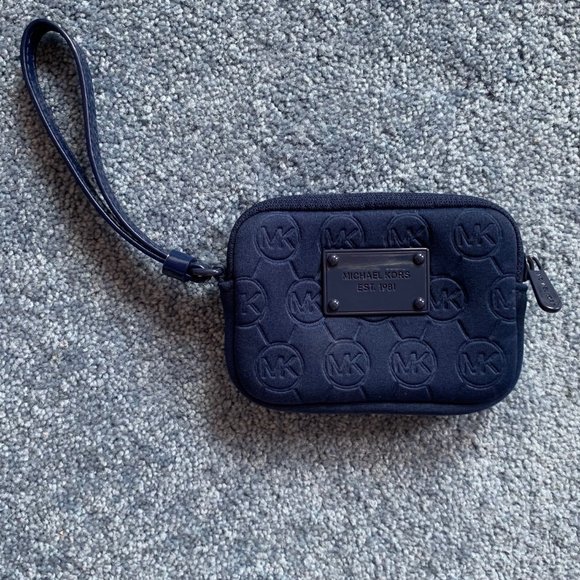 Michael Kors small designer wristlet, blue fabric - Picture 2 of 3